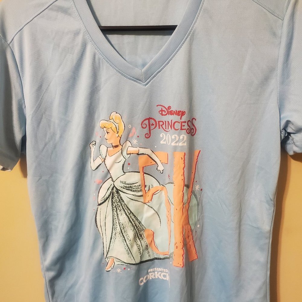 RunDisney Princess 2022 Cinderella 5K Race Shirt- M